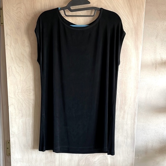 Chico’s Travelers Black Sleeveless Jersey Knit Top Women’s Sz 2 (L) - Picture 1 of 7